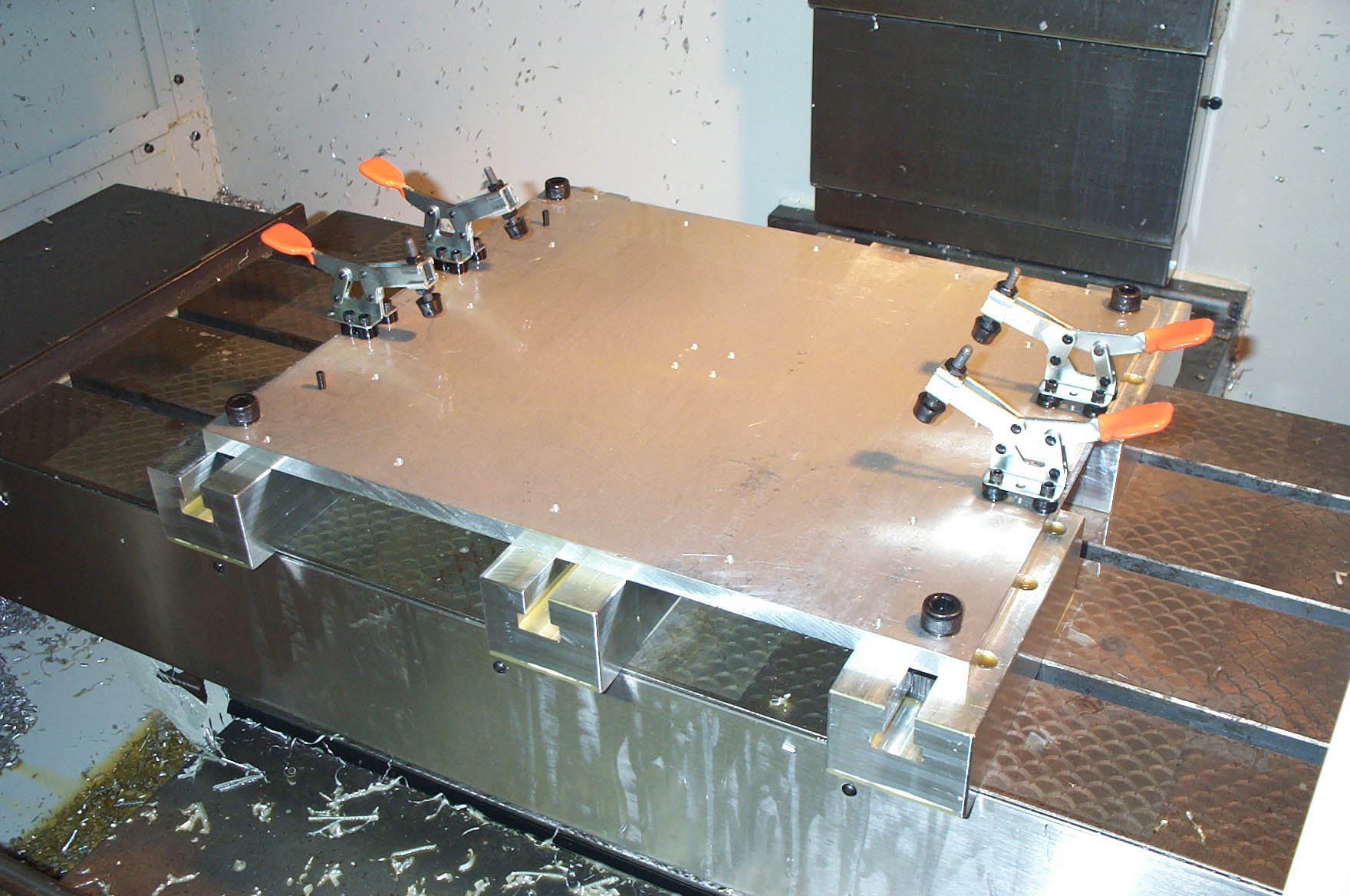 T-slot machine table